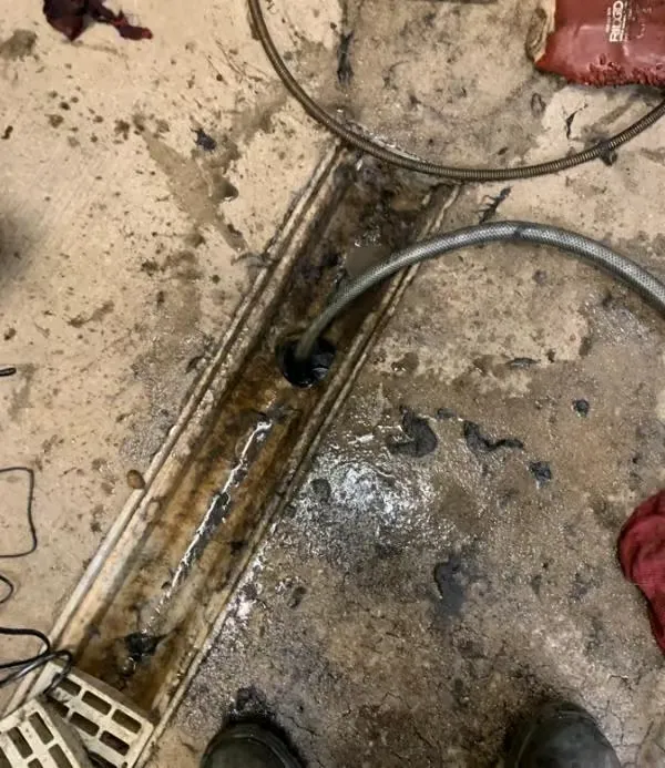 Hydro jetting service